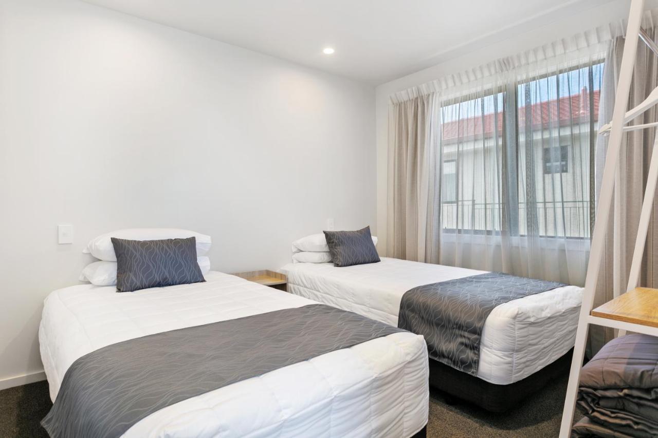 Acacia Lake View Motel Taupo Exterior photo